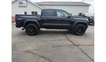 2023 Chevrolet Colorado full