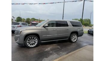 2017 Cadillac Escalade ESV full