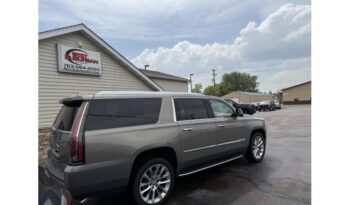 2017 Cadillac Escalade ESV full