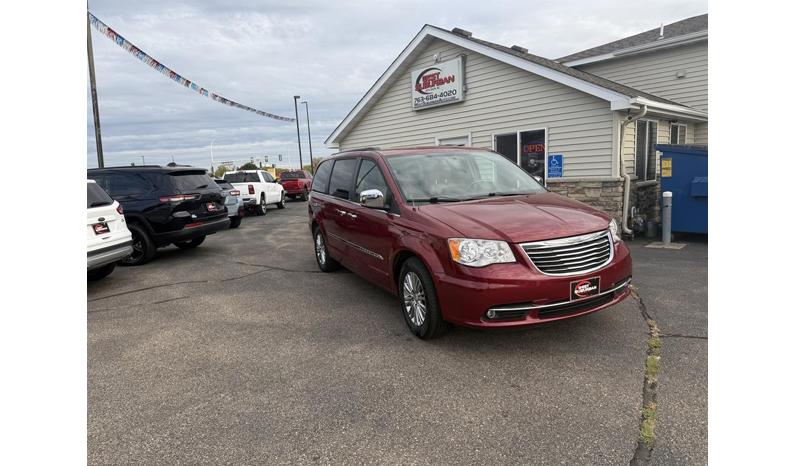2013 Chrysler Town and Country