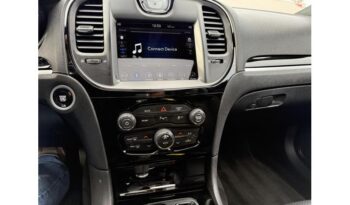 2018 Chrysler 300 full