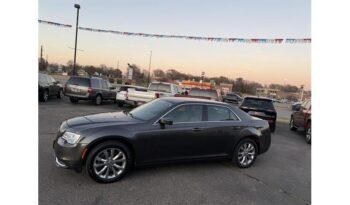 2020 Chrysler 300 full