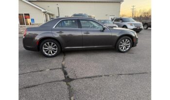 2020 Chrysler 300 full