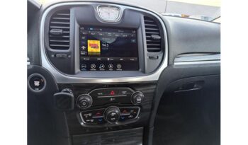 2020 Chrysler 300 full