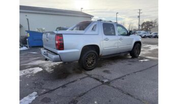 2011 Chevrolet Avalanche full
